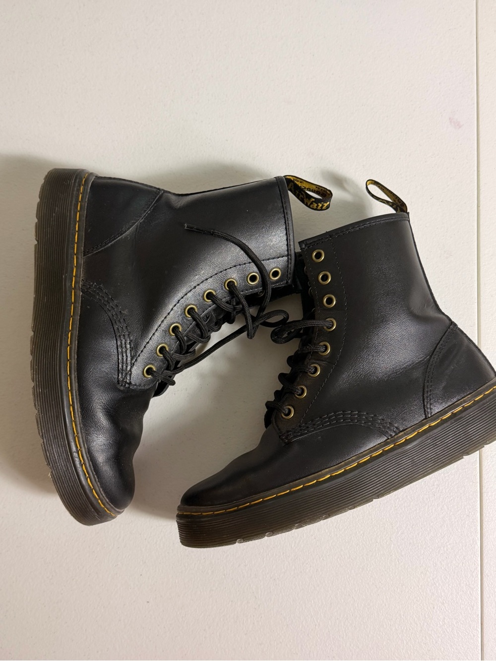 Dr. Martens Womens  Zavala Black Leather Lace Up Boots Size 7
